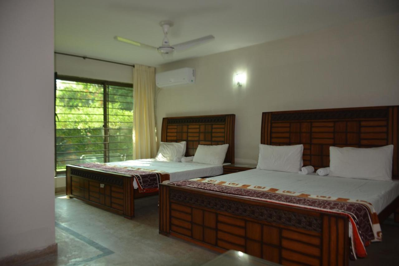 The Travelers Den Hotel Islamabad Esterno foto
